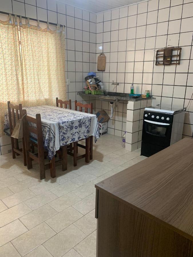 Casa Agradavel Ha 80 Metros Praia Toninhas أوباتوبا المظهر الخارجي الصورة
