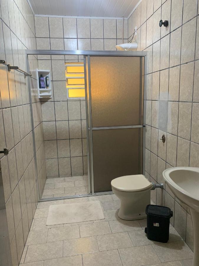Casa Agradavel Ha 80 Metros Praia Toninhas أوباتوبا المظهر الخارجي الصورة